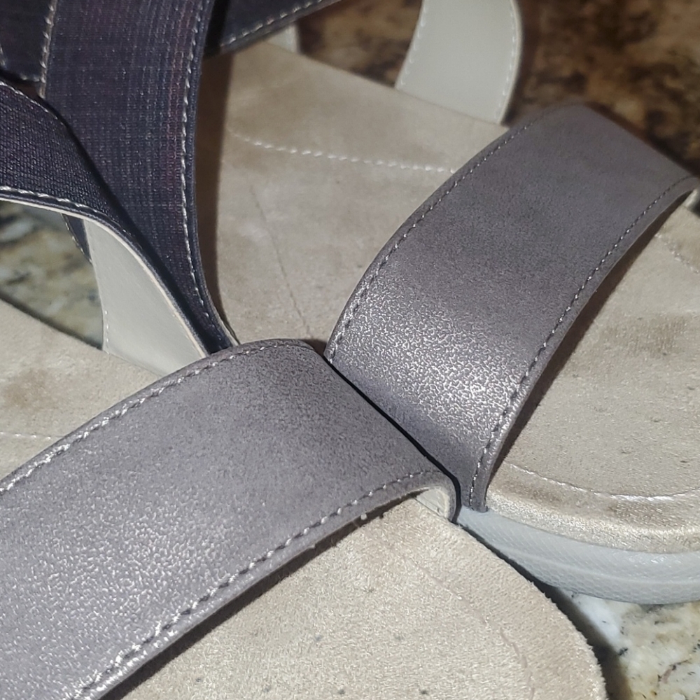 0522 Axxiom Glorify Sandals - Picture 10 of 10